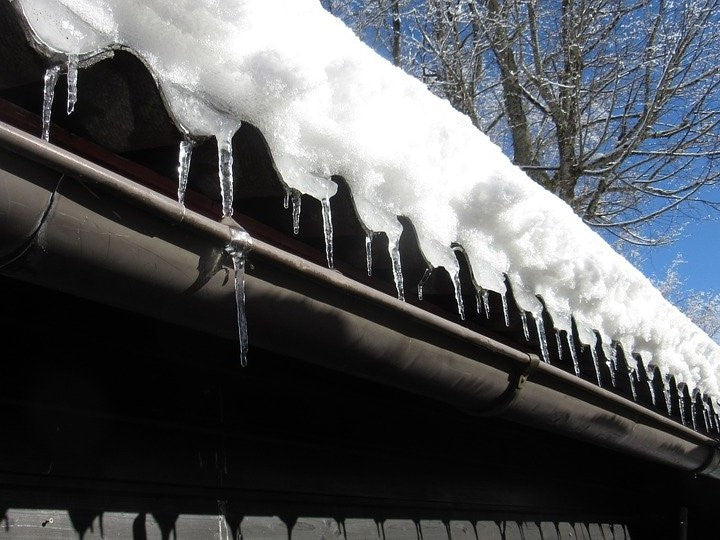 icicles-on-gutter-guards